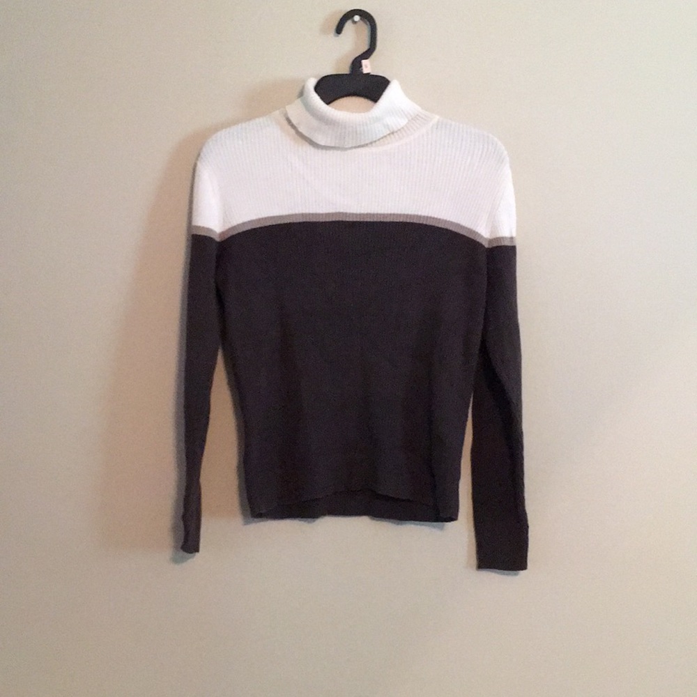 Liz Claiborne Petite Turtle Neck